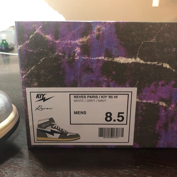 Air Kiy Jordan 1 size 8.5 - Picture 5 of 5